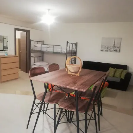 Apartment Stratos A