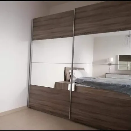 Stratos A Apartment
